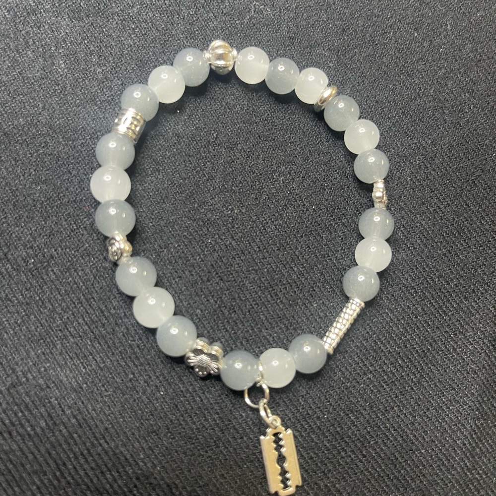 Elegant Silver Beaded Bracelet jewelry